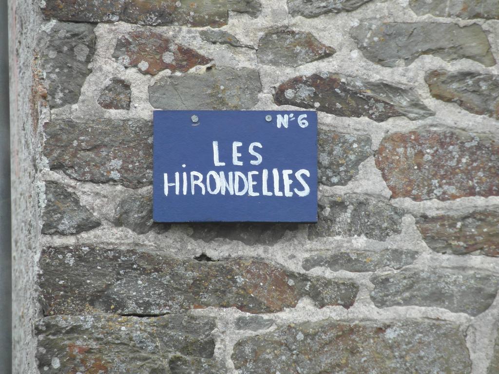 Villa Les Hirondelles de la Baie à Vains Extérieur photo