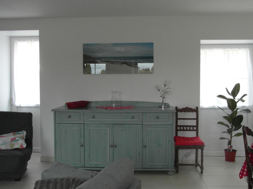 Villa Les Hirondelles de la Baie à Vains Extérieur photo